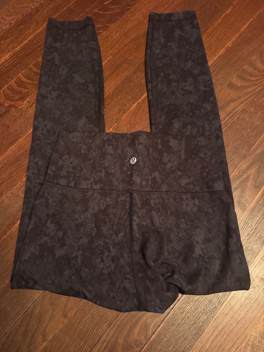 lululemon athletica Black Subtle Pattern Leggings - Picture 2 of 4